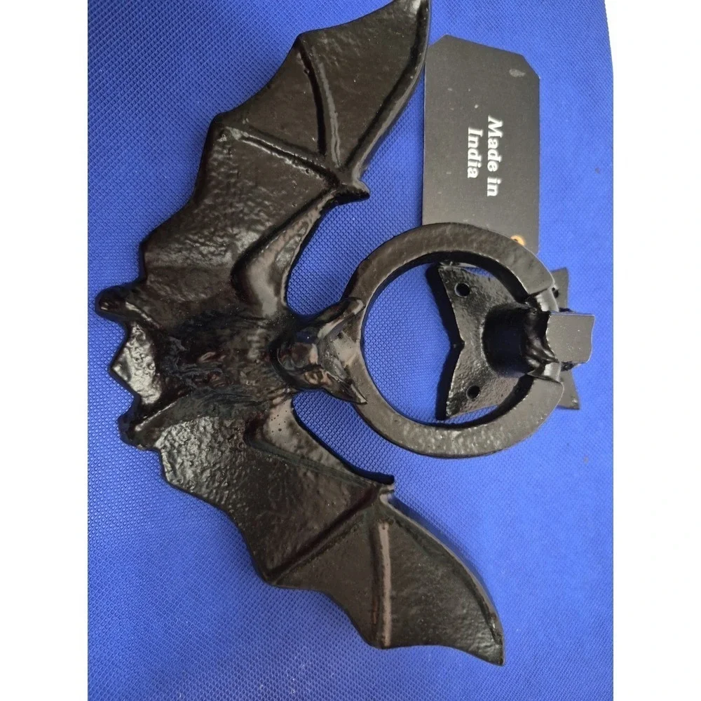 Haunted Manor Black Bat Metal Door Knocker Gothic Home Decor Halloween Spooky